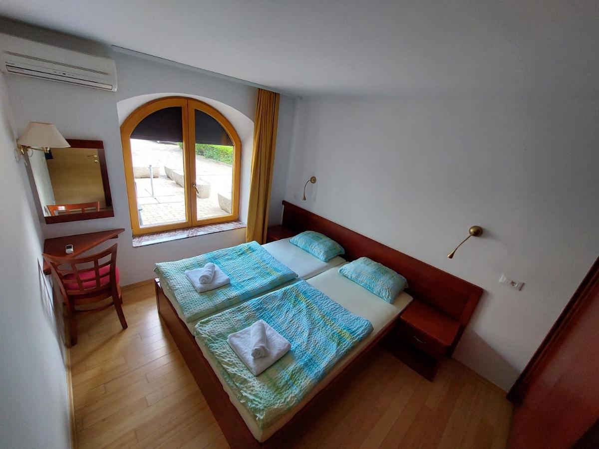 Apartmaji Fizine Portorož Zewnętrze zdjęcie