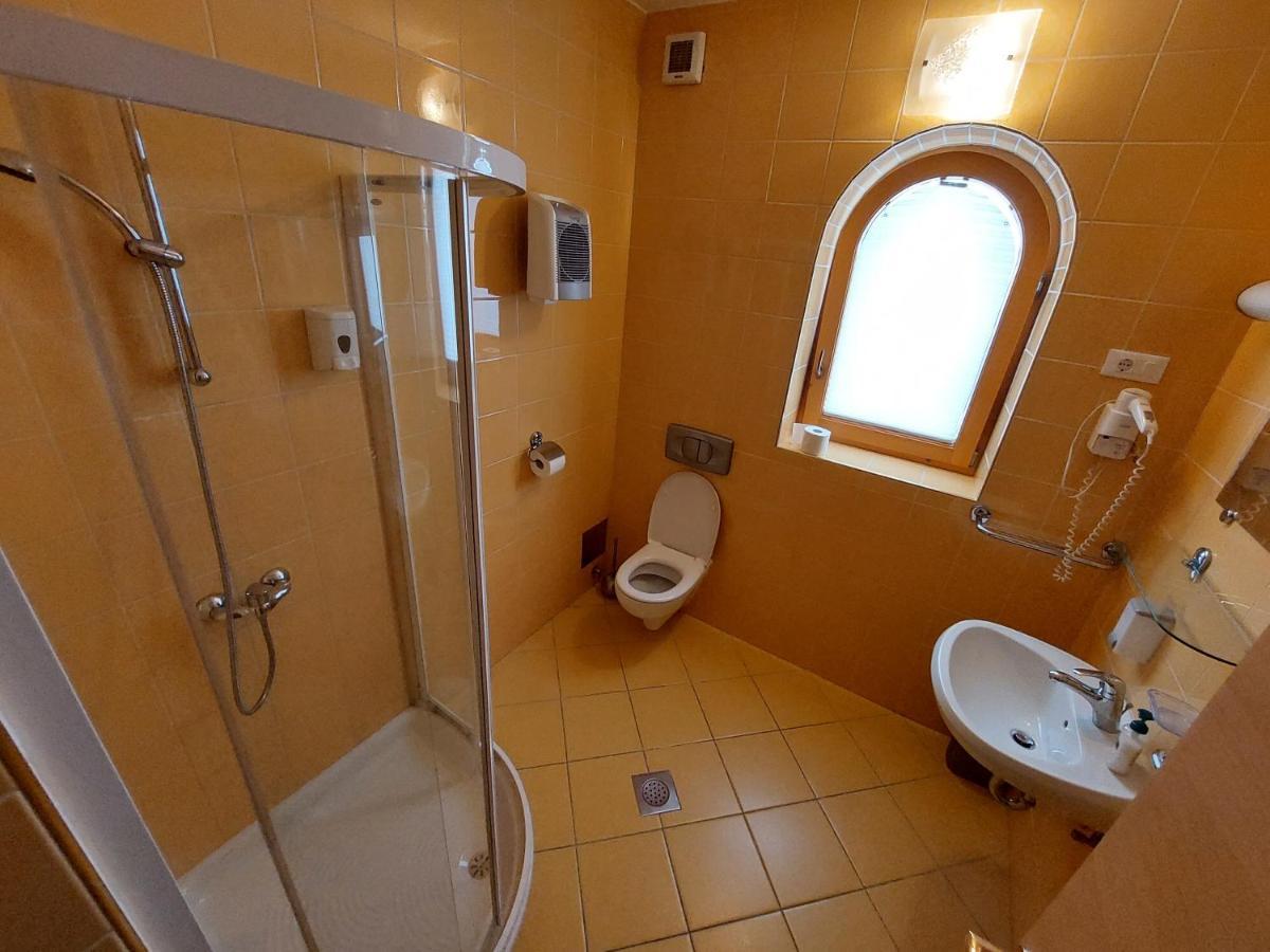 Apartmaji Fizine Portorož Zewnętrze zdjęcie
